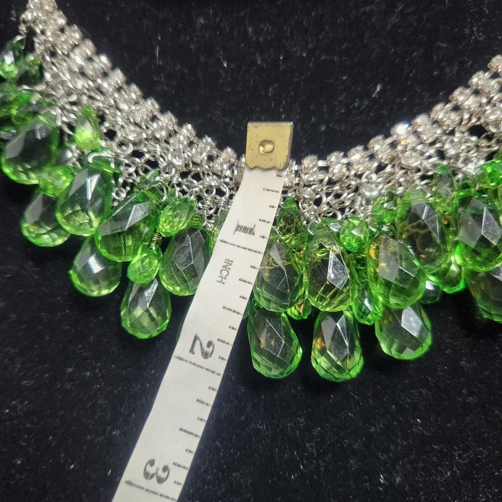 Scaasi Green Crystal Bib Necklace‎ Silver Tone Rhinestone Statement